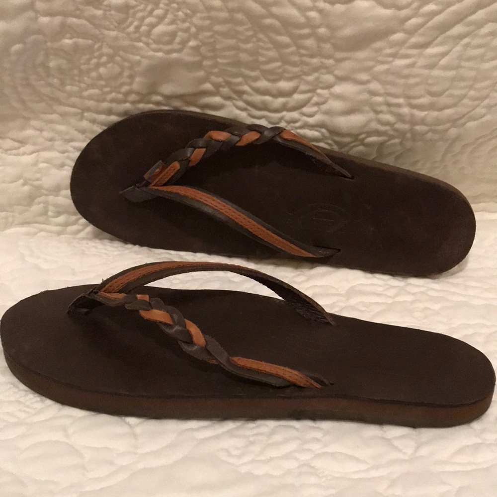 Rainbow flip flops sz8